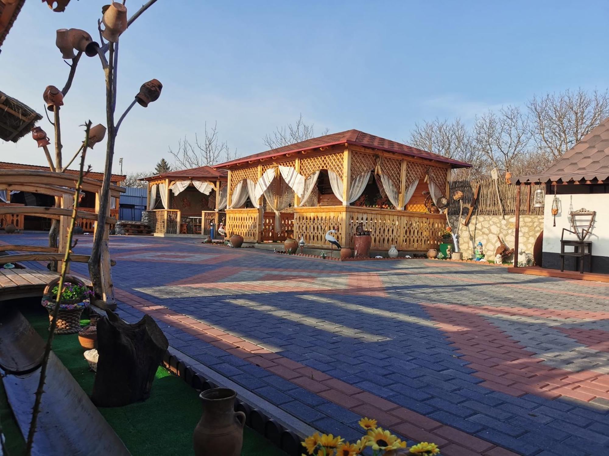 La Mădălina Bed & Breakfast Selemet Exterior foto